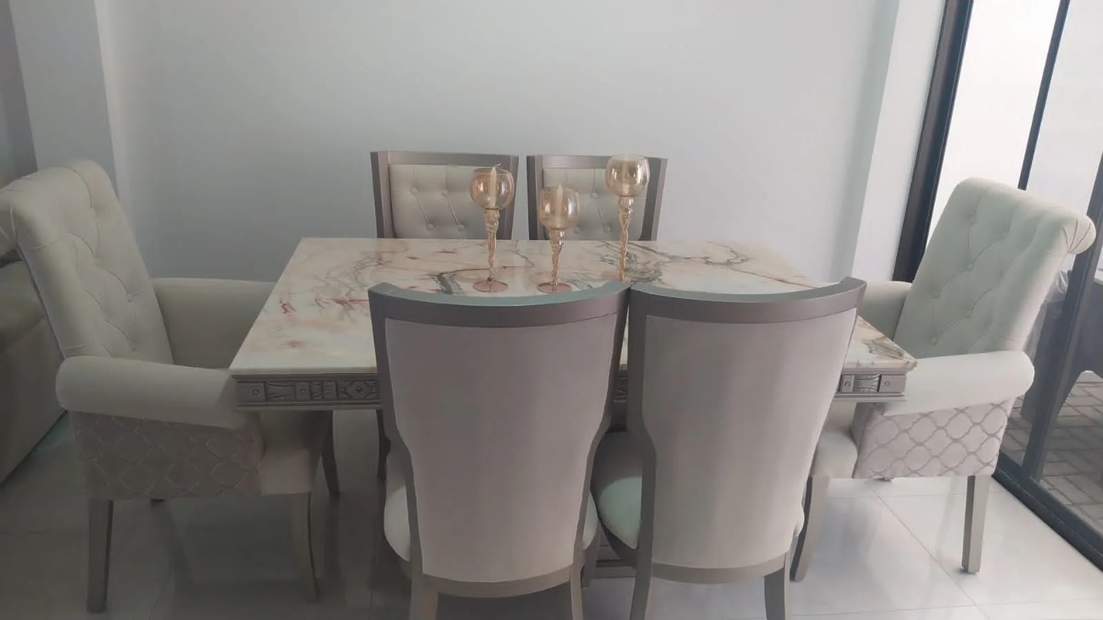 Juego de comedor 6 puestos, efecto mármol