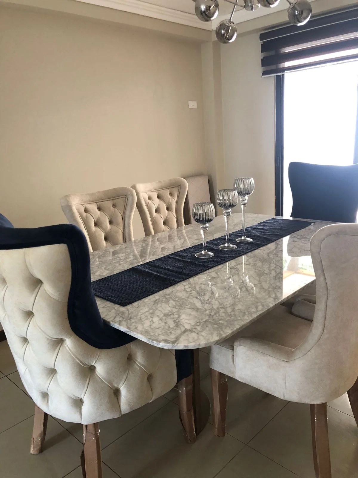 Juego de comedor 6 puestos, efecto mármol