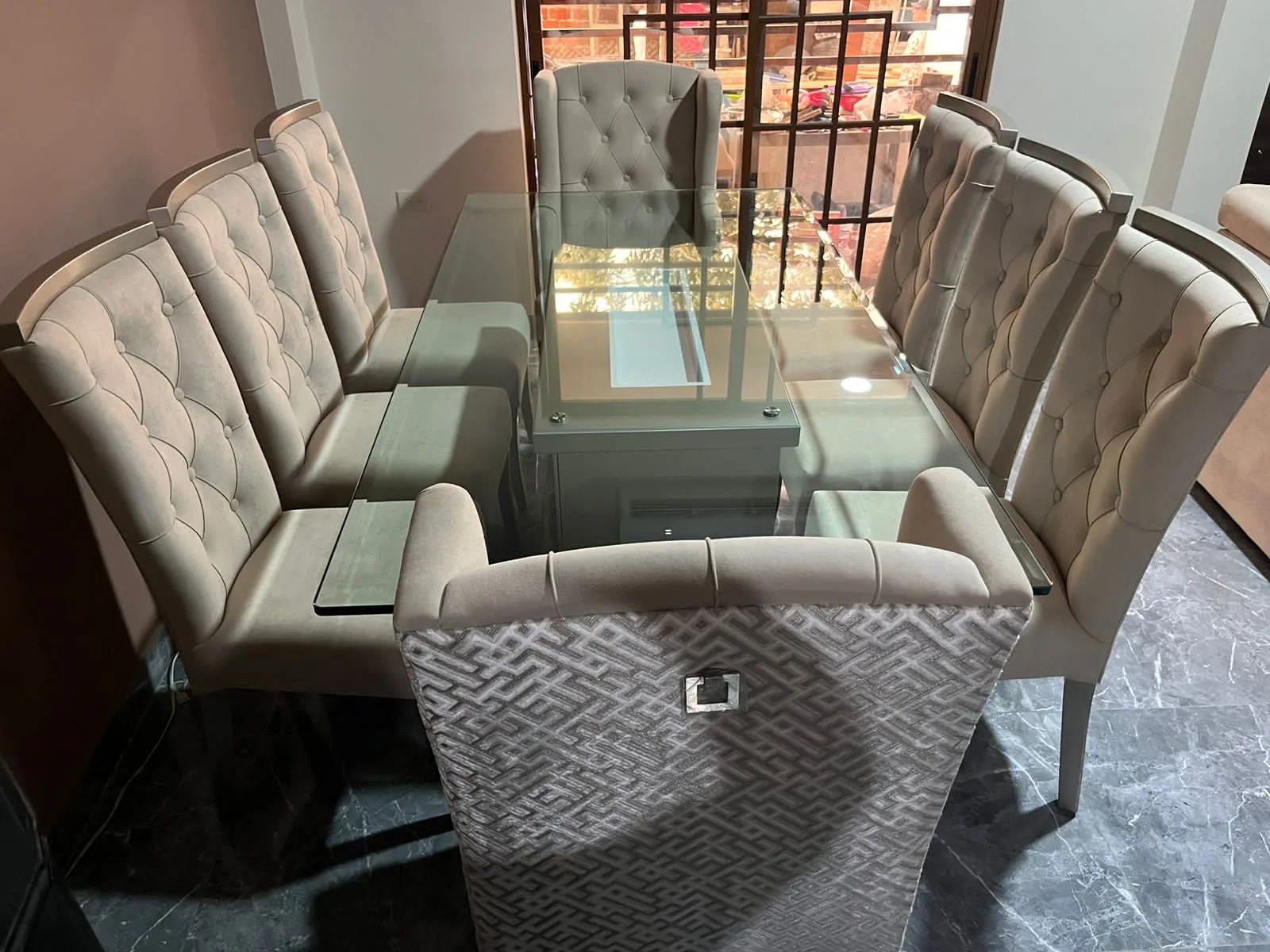 Juego de comedor 8 puestos, vidrio templado