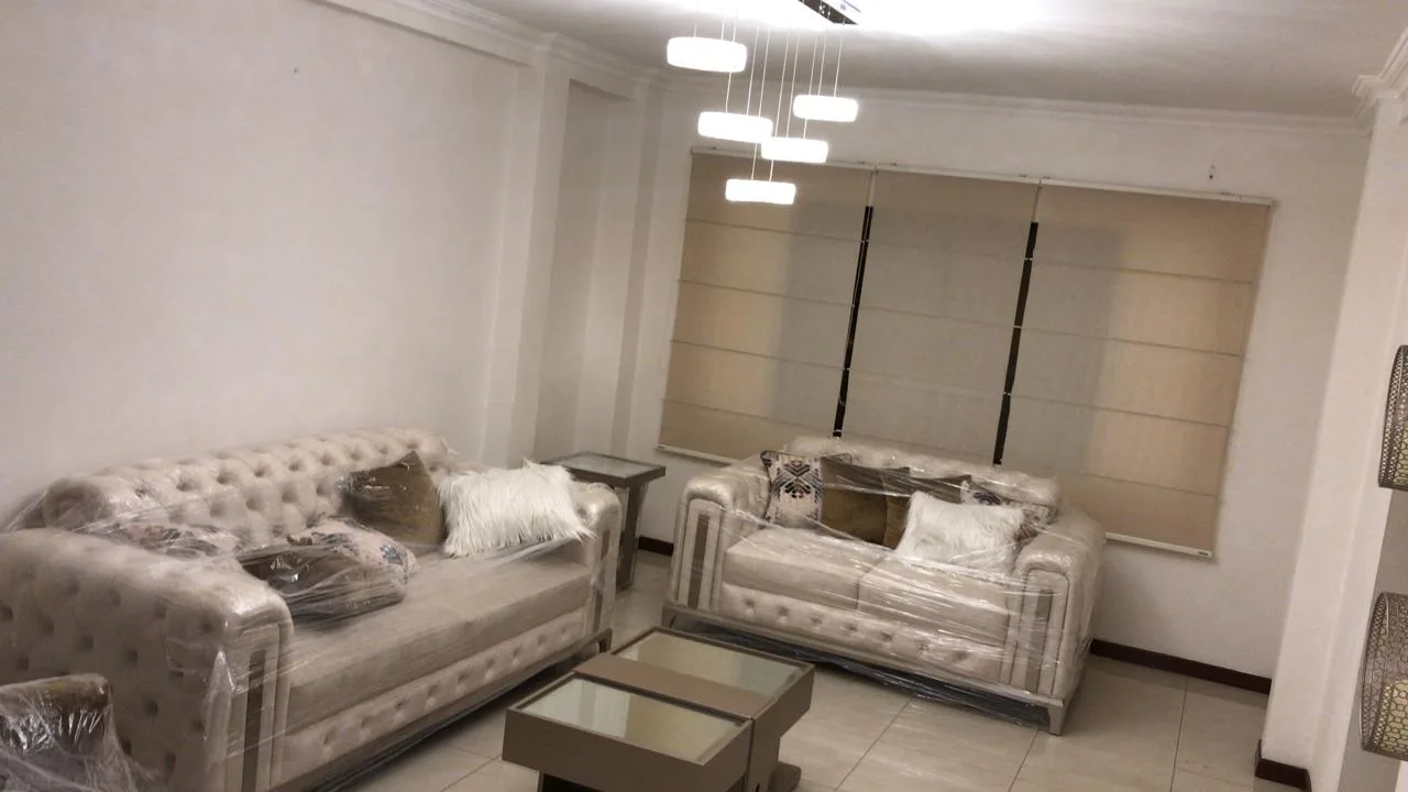Sofa 3 puestos CAPRINI