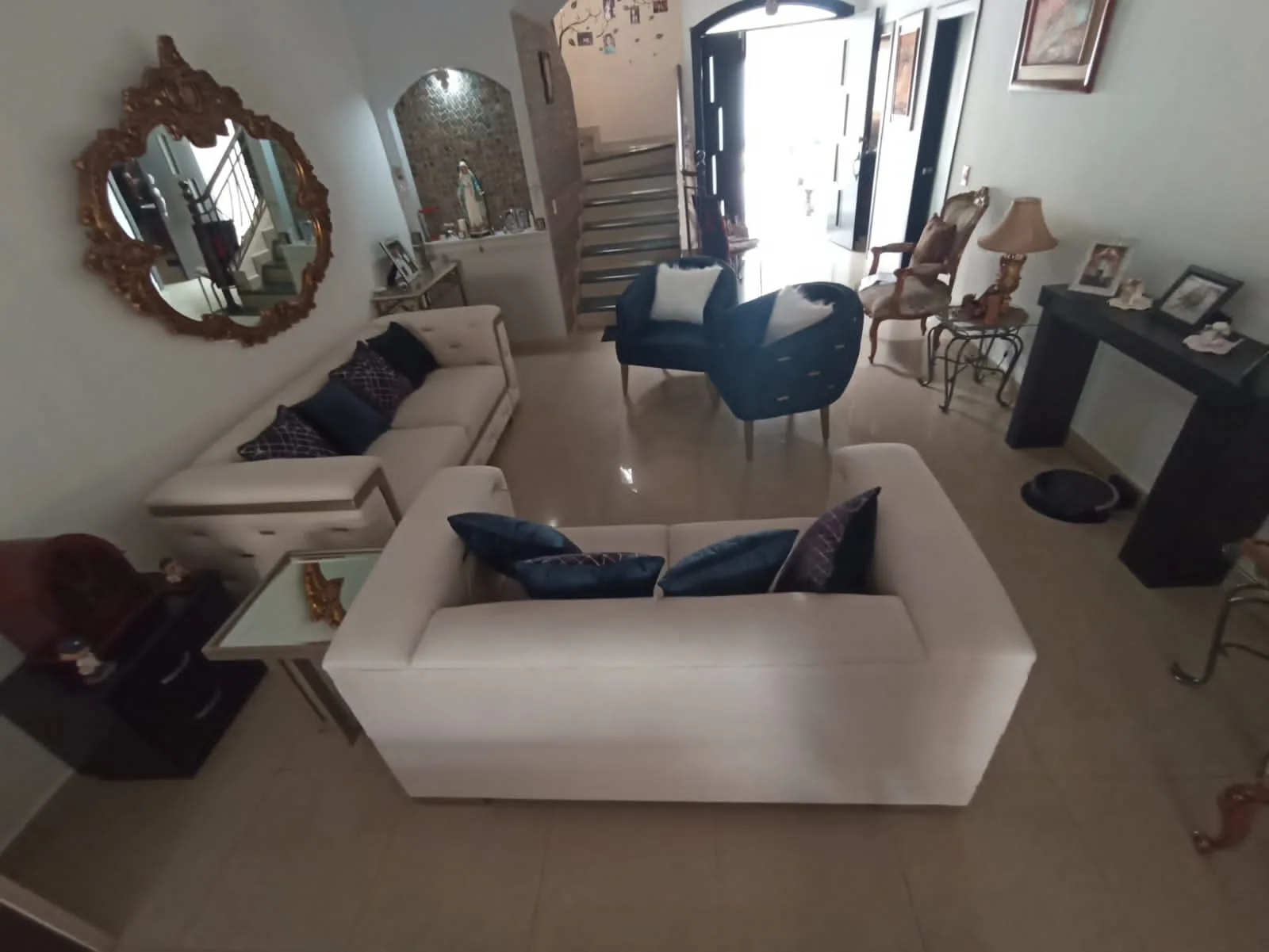 Sofá Chesterfield Capitoné ANUBIS